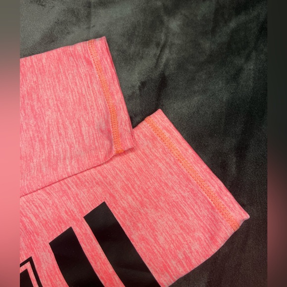 Infinite - Pink Leggings - Love on the side, perfect for Valentine’s Day ❤️🥰 - Picture 2 of 7